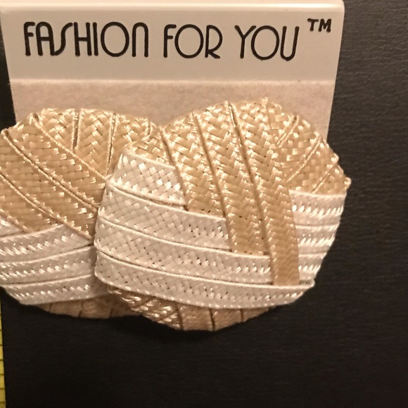 Tan & White Thread Color Block Wrapped Earrings - Picture 4 of 8